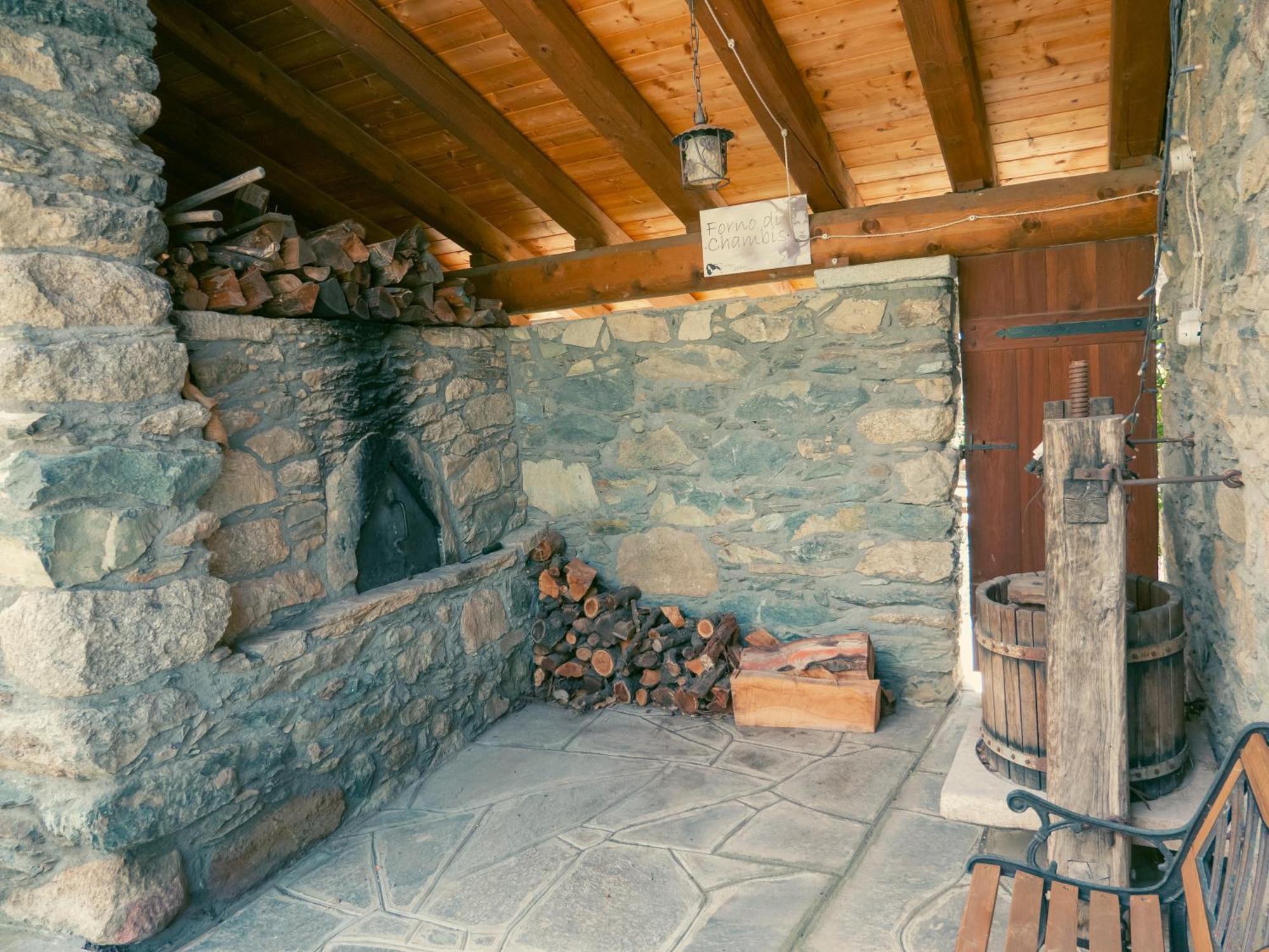 La Majon De Fohten Montjovet Extérieur photo